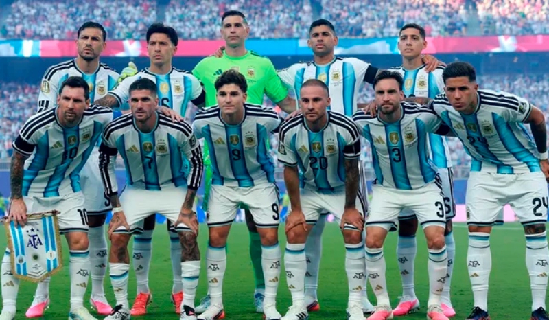 Argentina lucirá la celeste y blanca en la final de la Copa del Mundo frente a España Argentina lucirá la celeste y blanca en la final de la Copa del Mundo frente a España