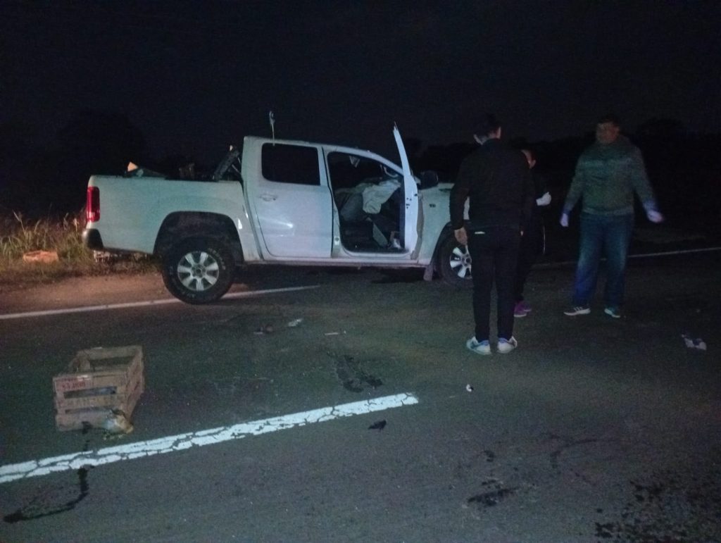 Fatal accidente en Avia Terai: un hombre murió tras el choque de una camioneta con un camión