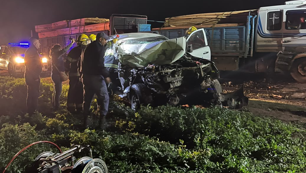 Pampa del Infierno: varios heridos tras un violento choque frontal en ruta 16 Pampa del Infierno: varios heridos tras un violento choque frontal en ruta 16