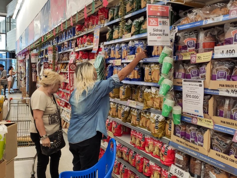 La confianza del consumidor se desplomó más de 12% en julio La confianza del consumidor se desplomó más de 12% en julio