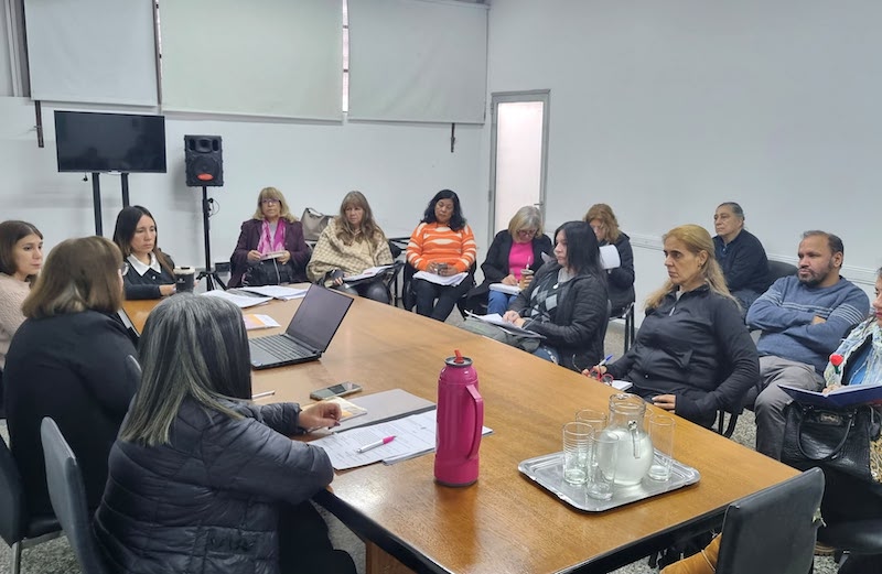 Educación avanza en el ordenamiento de las POF de escuelas secundarias para fortalecer los concursos docentes Educación avanza en el ordenamiento de las POF de escuelas secundarias para fortalecer los concursos docentes