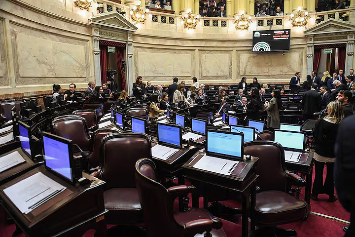 Se cayó la reforma de la Ley de Tierras: sin los votos, Bullrich y aliados acordaron retirar el capítulo Se cayó la reforma de la Ley de Tierras: sin los votos, Bullrich y aliados acordaron retirar el capítulo