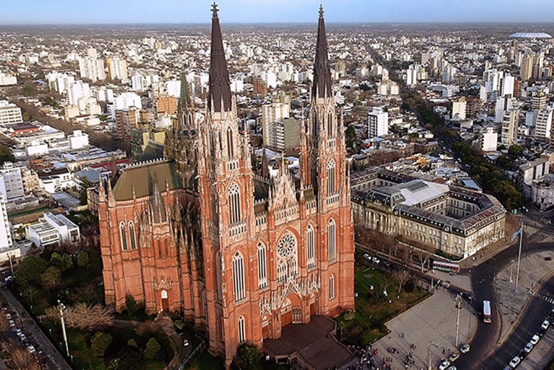 La Catedral de La Plata fue elegida como la más linda del mundo La Catedral de La Plata fue elegida como la más linda del mundo