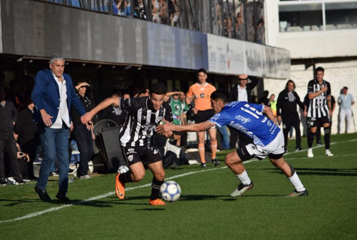 Primera Nacional: Chaco For Ever sumó en Floresta Primera Nacional: Chaco For Ever sumó en Floresta