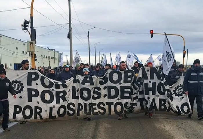Una nueva ola de despidos sacude a las provincias y suma presión a los gobernadores Una nueva ola de despidos sacude a las provincias y suma presión a los gobernadores