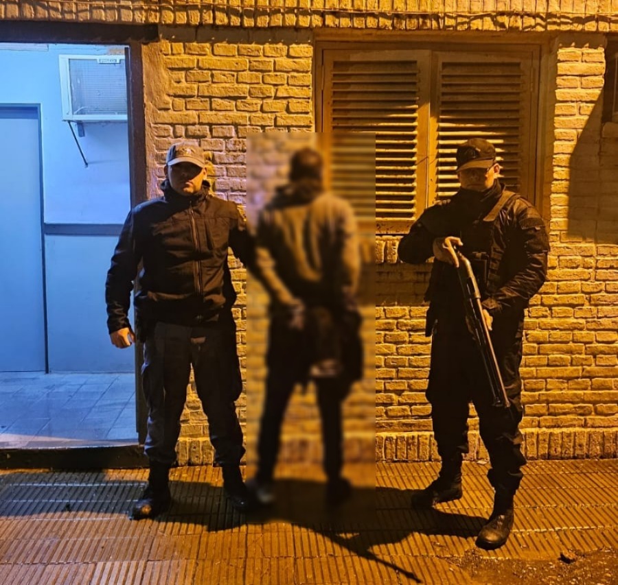 Sáenz Peña: atraparon a un joven por amenazar con un cuchillo a una mujer en el barrio Aipo Sáenz Peña: atraparon a un joven por amenazar con un cuchillo a una mujer en el barrio Aipo
