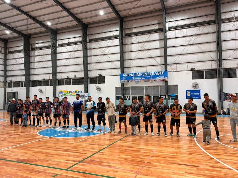 El futsal de Castelli cerró el Torneo Apertura con una gran jornada en el Arena Impenetrable El futsal de Castelli cerró el Torneo Apertura con una gran jornada en el Arena Impenetrable