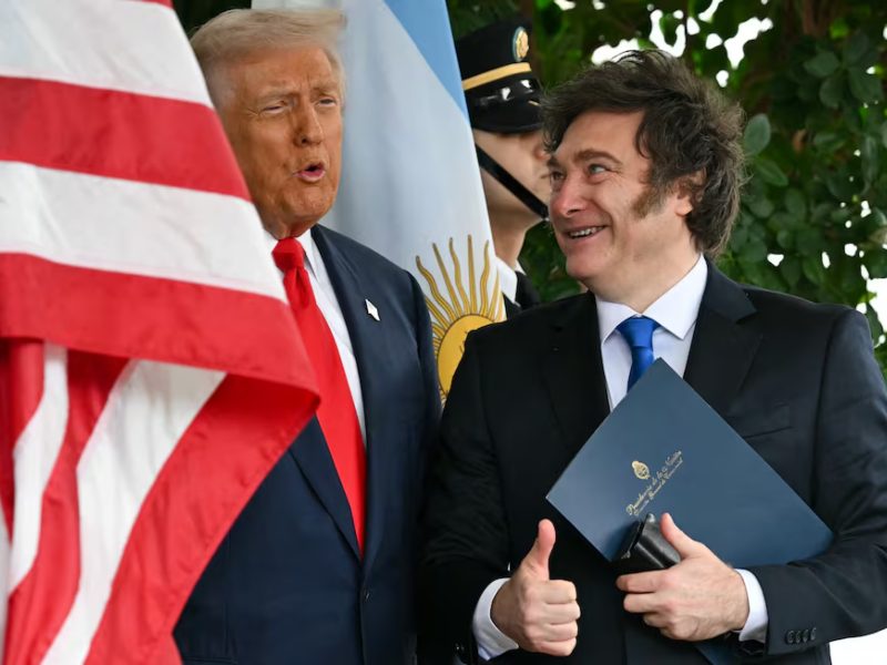 Milei aterriza en Estados Unidos pero se queda sin reunión bilateral con Trump Milei aterriza en Estados Unidos pero se queda sin reunión bilateral con Trump