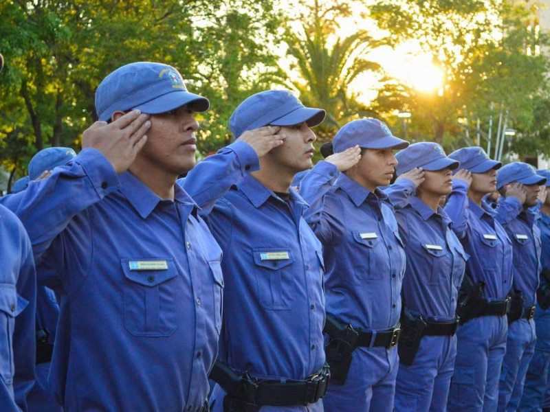 Ya están habilitadas las inscripciones para ingresar a la Policía y al Servicio Penitenciario Ya están habilitadas las inscripciones para ingresar a la Policía y al Servicio Penitenciario