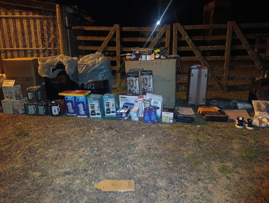En Margarita Belén, secuestraron electrodomésticos y mercadería sin aval aduanero durante un control en Ruta 11