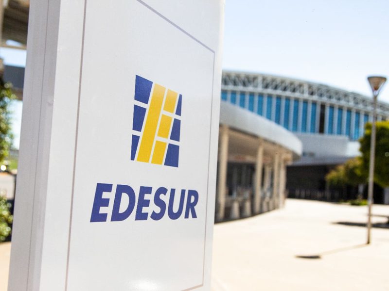 La Justicia le prohibió a Edesur cortarle la luz a una fábrica que recibió una factura de 4 millones La Justicia le prohibió a Edesur cortarle la luz a una fábrica que recibió una factura de 4 millones