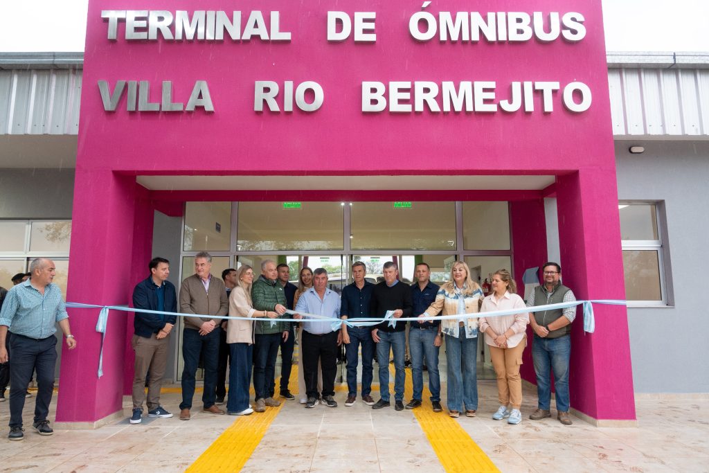 Zdero inauguró la nueva Terminal de Villa Río Bermejito: “Viene a enaltecer el perfil urbano y turístico”