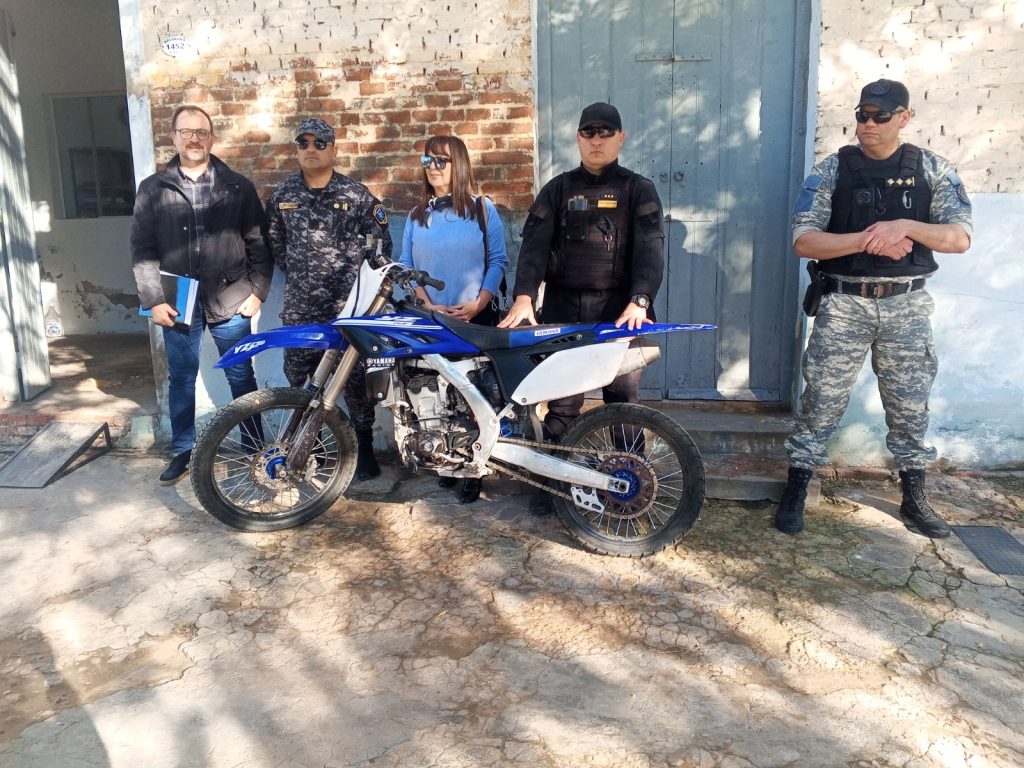 Allanaron un domicilio y secuestraron una motocicleta vinculada a la investigación sobre los “wileros”