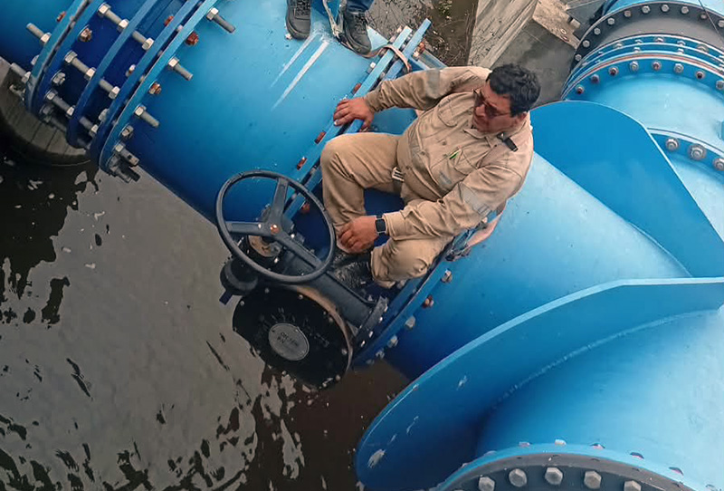 Ante la creciente del río monitorean el sistema de captación y trabajan para garantizar el abastecimiento Ante la creciente del río monitorean el sistema de captación y trabajan para garantizar el abastecimiento
