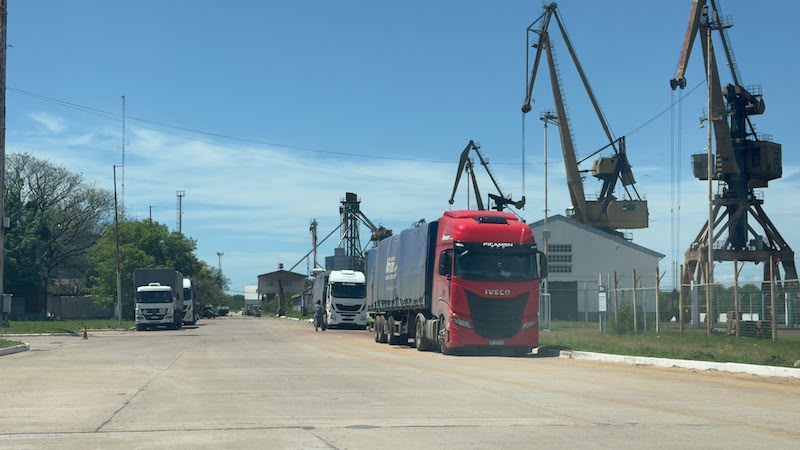 Puerto de Barranqueras: se concretó un nuevo ingreso de productos de Brasil y Paraguay Puerto de Barranqueras: se concretó un nuevo ingreso de productos de Brasil y Paraguay